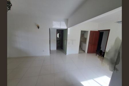 Casa à venda com 3 quartos, 210m² em Vila Madalena, Campinas