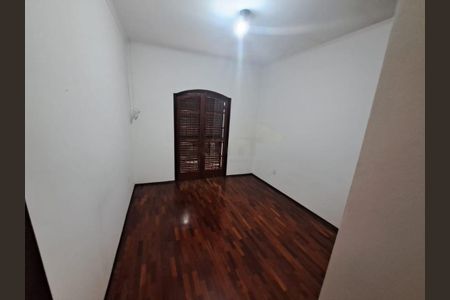 Casa à venda com 3 quartos, 210m² em Vila Madalena, Campinas
