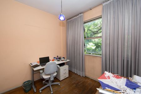 Apartamento à venda com 160m², 4 quartos e 2 vagasQuarto 1