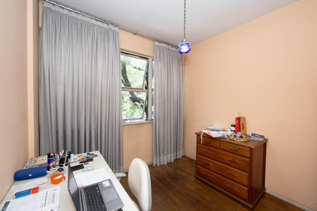 Apartamento à venda com 160m², 4 quartos e 2 vagasQuarto 1