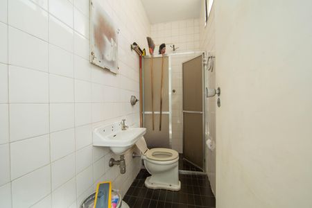 Apartamento à venda com 160m², 4 quartos e 2 vagasBanheiro de Serviço