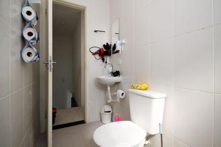 Casa de condomínio para alugar com 160m², 2 quartos e 1 vagaBanheiro Quartos