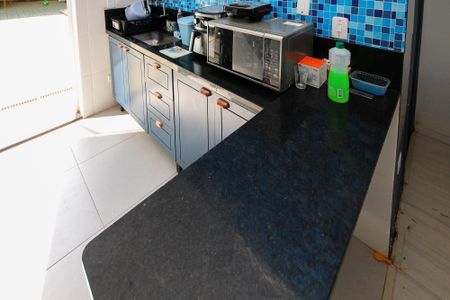 Casa de condomínio para alugar com 160m², 2 quartos e 1 vagaCozinha