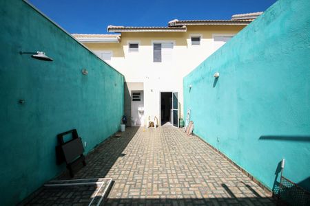 Casa de condomínio para alugar com 160m², 2 quartos e 1 vagaQuintal