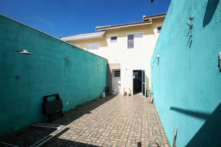Casa de condomínio para alugar com 160m², 2 quartos e 1 vagaQuintal