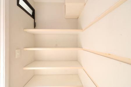 Apartamento à venda com 94m², 2 quartos e 2 vagasDespensa