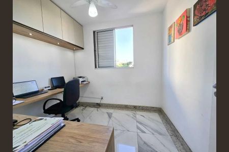 Apartamento à venda com 3 quartos, 65m² em Castelo, Belo Horizonte