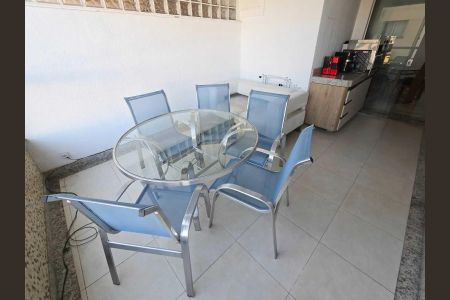 Apartamento à venda com 3 quartos, 65m² em Castelo, Belo Horizonte