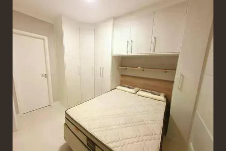 Apartamento à venda com 65m², 2 quartos e 1 vaga