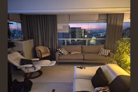 Foto 01 de apartamento para alugar com 1 quarto, 84m² em Pinheiros, São Paulo