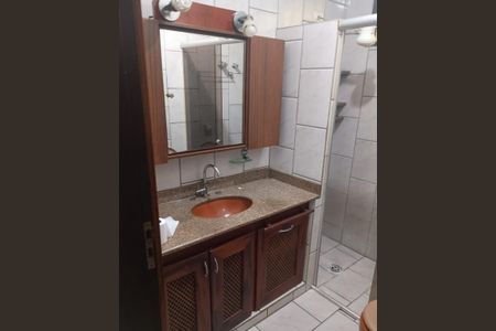 Banheiro de casa à venda com 3 quartos, 134m² em Vila Nina, São Paulo