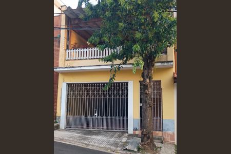 Casa à venda com 134m², 3 quartos e 2 vagasFachada