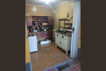 Casa à venda com 134m², 3 quartos e 2 vagasÁrea externa