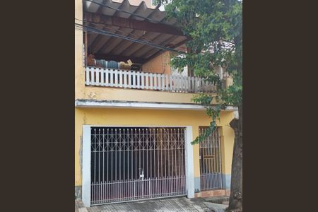 Casa à venda com 134m², 3 quartos e 2 vagasFachada