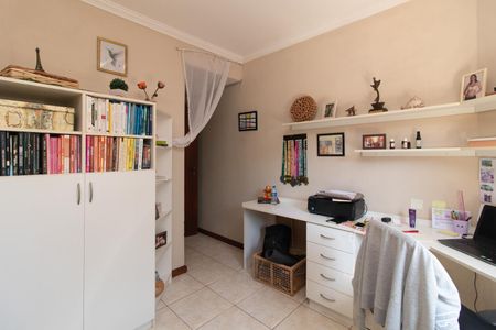 Casa à venda com 700m², 3 quartos e 8 vagasquarto 2