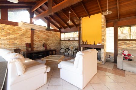 Casa à venda com 700m², 3 quartos e 8 vagasÁrea externa