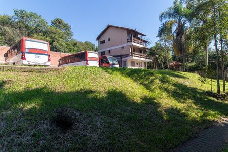 Casa à venda com 700m², 3 quartos e 8 vagasÁrea externa