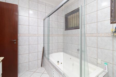 Casa à venda com 700m², 3 quartos e 8 vagasBanheiro