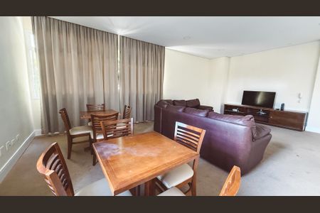 Apartamento à venda com 138m², 4 quartos e 3 vagas Apartamento à venda com 138m², 4 quartos e 3 vagasCinema