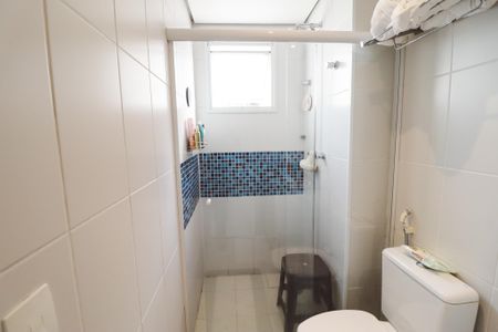 Apartamento à venda com 138m², 4 quartos e 3 vagas Apartamento à venda com 138m², 4 quartos e 3 vagasBanheiro da Suíte 2