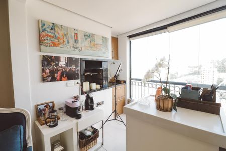 Apartamento à venda com 138m², 4 quartos e 3 vagas Apartamento à venda com 138m², 4 quartos e 3 vagasSala