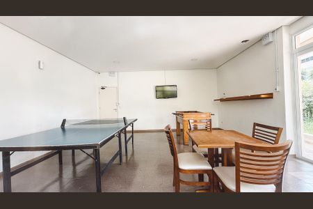 Apartamento à venda com 138m², 4 quartos e 3 vagas Apartamento à venda com 138m², 4 quartos e 3 vagasSalão de jogos
