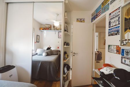 Apartamento à venda com 138m², 4 quartos e 3 vagas Apartamento à venda com 138m², 4 quartos e 3 vagasSuíte 2