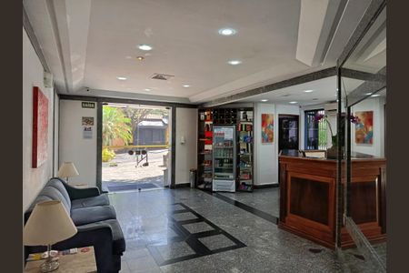 Apartamento para alugar com 39m², 1 quarto e 1 vagaHall social