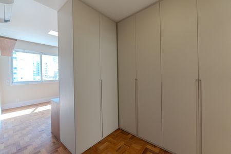 Apartamento à venda com 146m², 3 quartos e sem vaga Apartamento à venda com 146m², 3 quartos e sem vagaSuíte 1