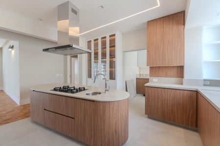 Apartamento à venda com 146m², 3 quartos e sem vaga Apartamento à venda com 146m², 3 quartos e sem vagaCozinha