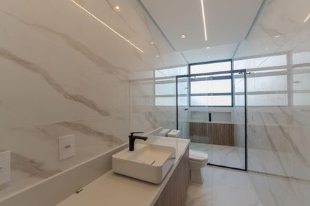 Apartamento à venda com 146m², 3 quartos e sem vaga Apartamento à venda com 146m², 3 quartos e sem vagaBanheiro