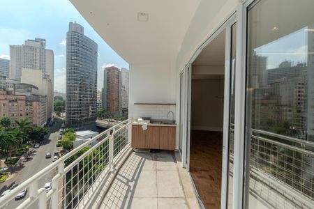 Sacada de apartamento à venda com 3 quartos, 146m² em República, São Paulo