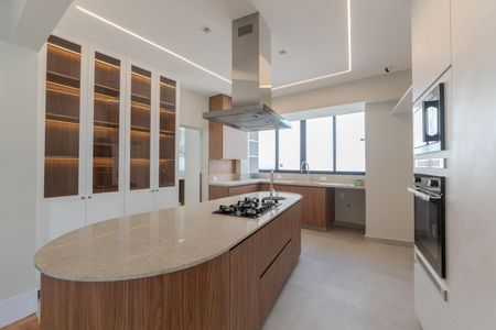 Apartamento à venda com 146m², 3 quartos e sem vaga Apartamento à venda com 146m², 3 quartos e sem vagaCozinha