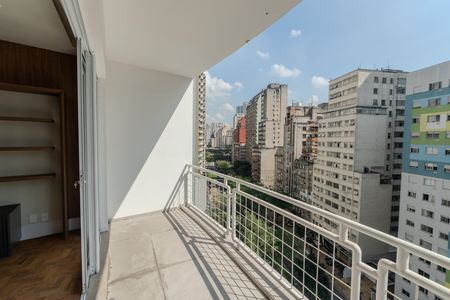 Apartamento à venda com 146m², 3 quartos e sem vaga Apartamento à venda com 146m², 3 quartos e sem vagaSacada