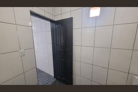 Banheiro de apartamento para alugar com 1 quarto, 60m² em Vila Bancaria, São Paulo