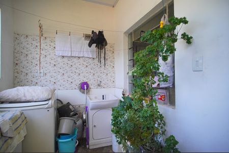 Casa à venda com 85m², 2 quartos e sem vagaÁrea de Serviço