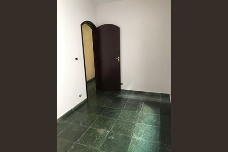 Casa à venda com 3 quartos, 180m² em Jardim Las Vegas, Santo André
