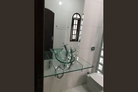 Casa à venda com 180m², 3 quartos e 2 vagas