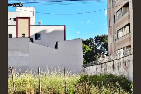 Apartamento para alugar com 65m², 2 quartos e 1 vagaPlaquinha