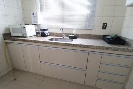 Apartamento para alugar com 65m², 2 quartos e 1 vagaCozinha