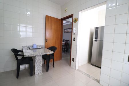 Apartamento para alugar com 65m², 2 quartos e 1 vagaCozinha