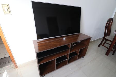 Apartamento para alugar com 65m², 2 quartos e 1 vagaSala