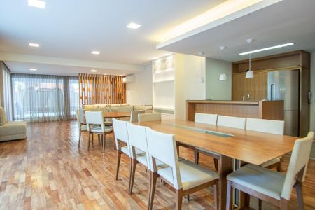 Apartamento à venda com 3 quartos, 170m² em Itaim Bibi, São Paulo