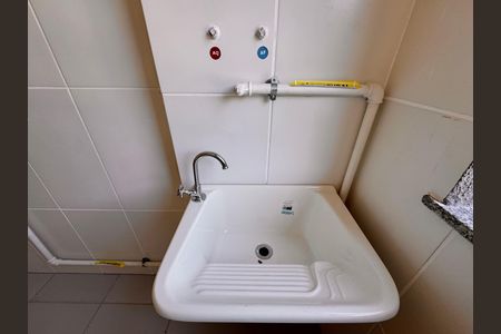 Apartamento à venda com 41m², 2 quartos e sem vagaCozinha e Área de Serviço