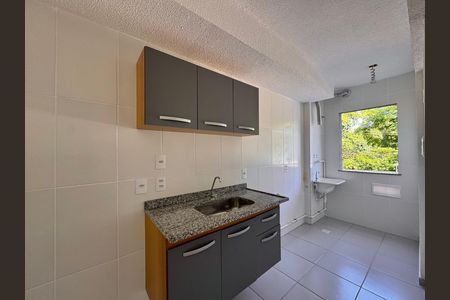 Apartamento à venda com 41m², 2 quartos e sem vagaCozinha e Área de Serviço