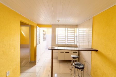 Sala/Cozinha de casa para alugar com 2 quartos, 60m² em Medianeira, Porto Alegre