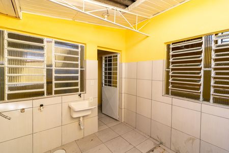 Casa para alugar com 60m², 2 quartos e sem vagaQuintal