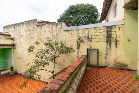 Casa para alugar com 300m², 3 quartos e 8 vagasQuintal