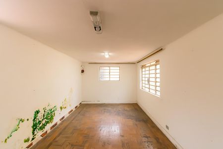 Casa para alugar com 300m², 3 quartos e 8 vagasEdícula 
