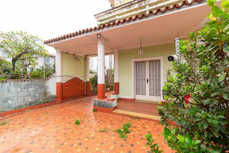 Casa para alugar com 300m², 3 quartos e 8 vagasGaragem